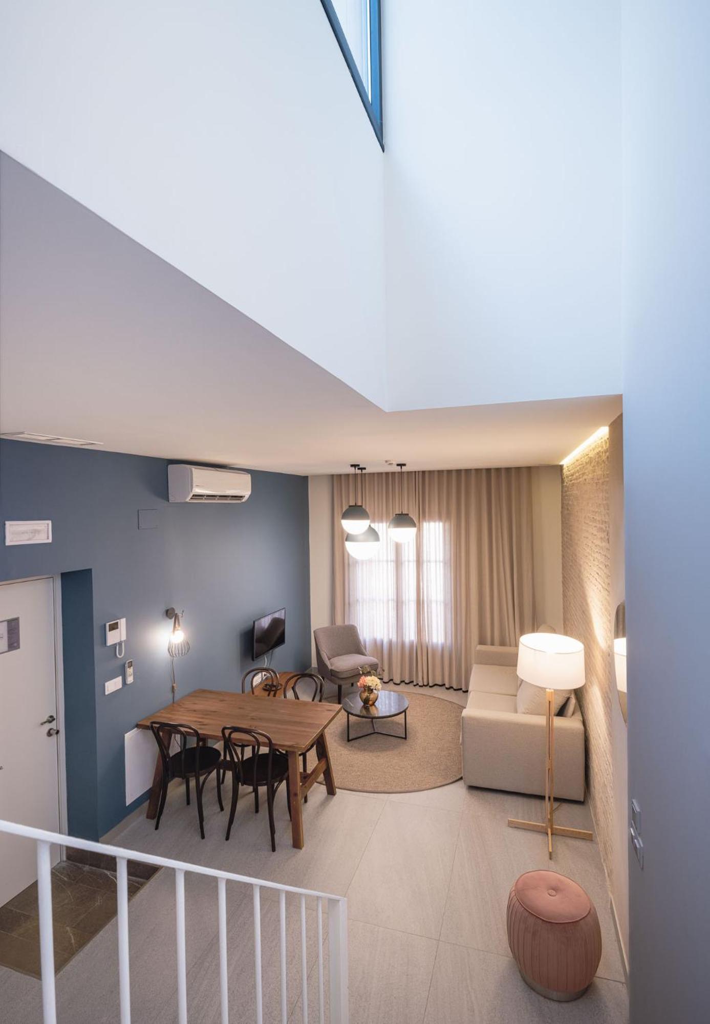 Apartamentos Terra Triana Sevilla Exterior foto